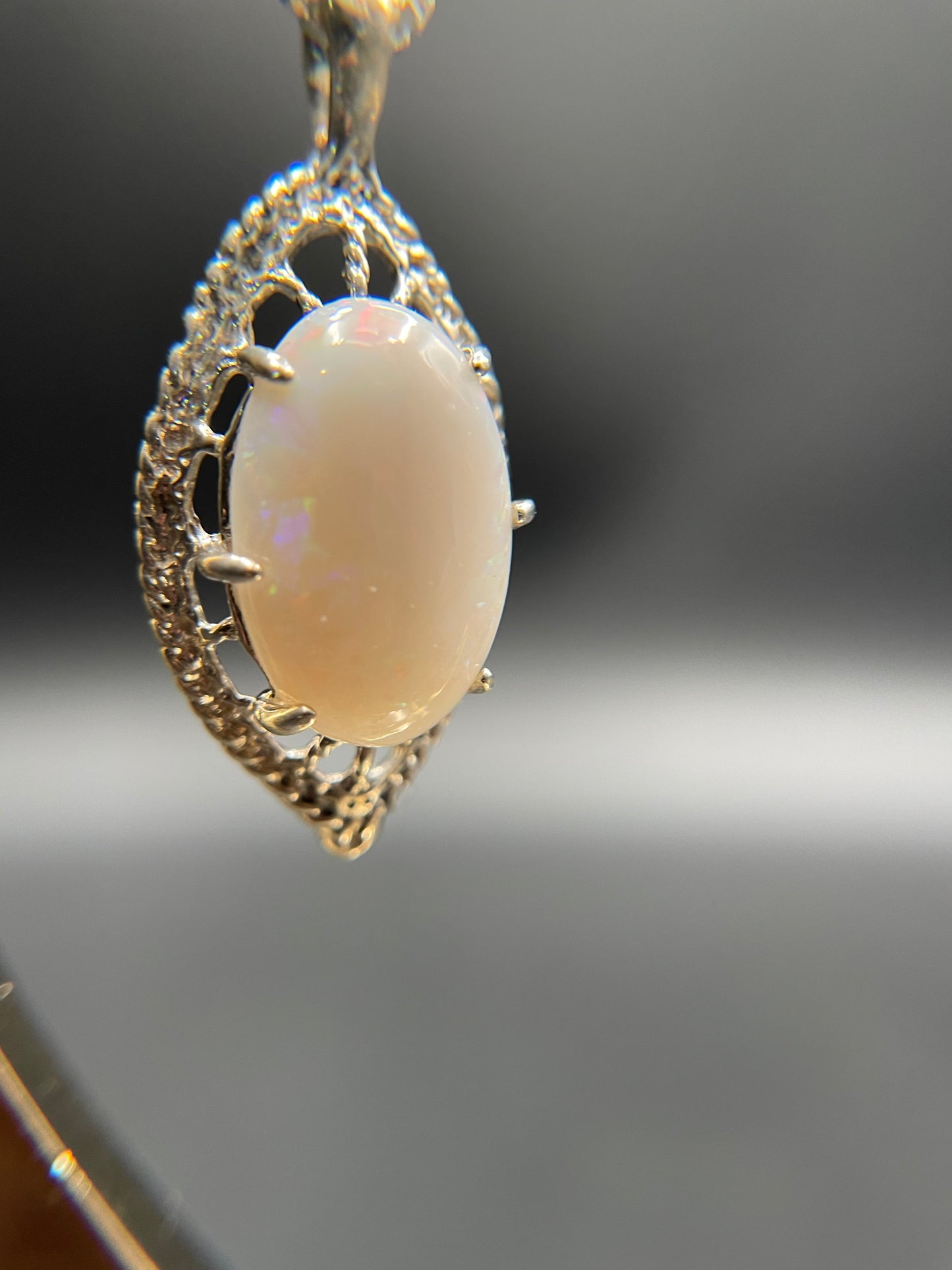 J23 Fire opal pendant