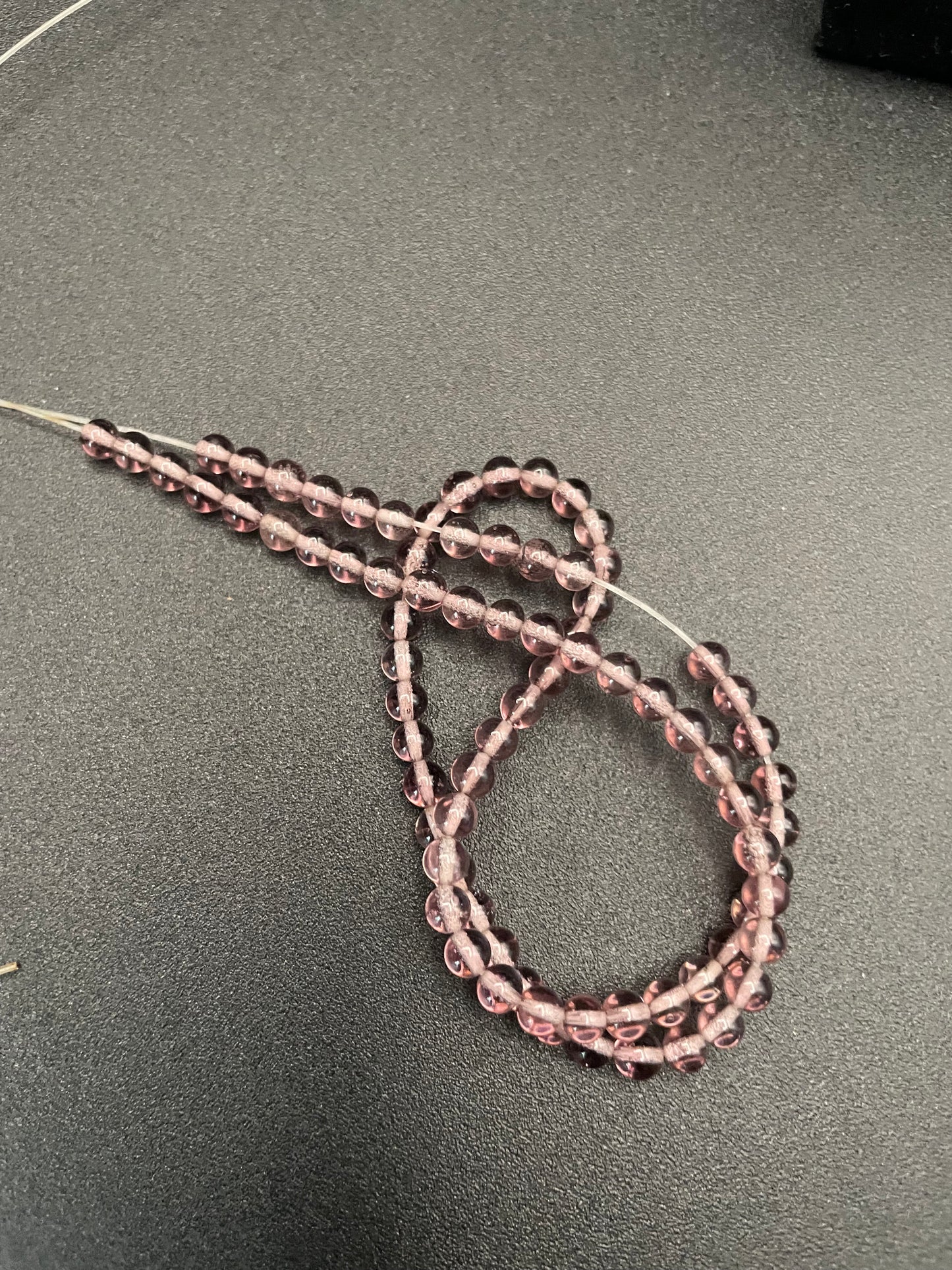 B11-Amethyst Beads, 4mm