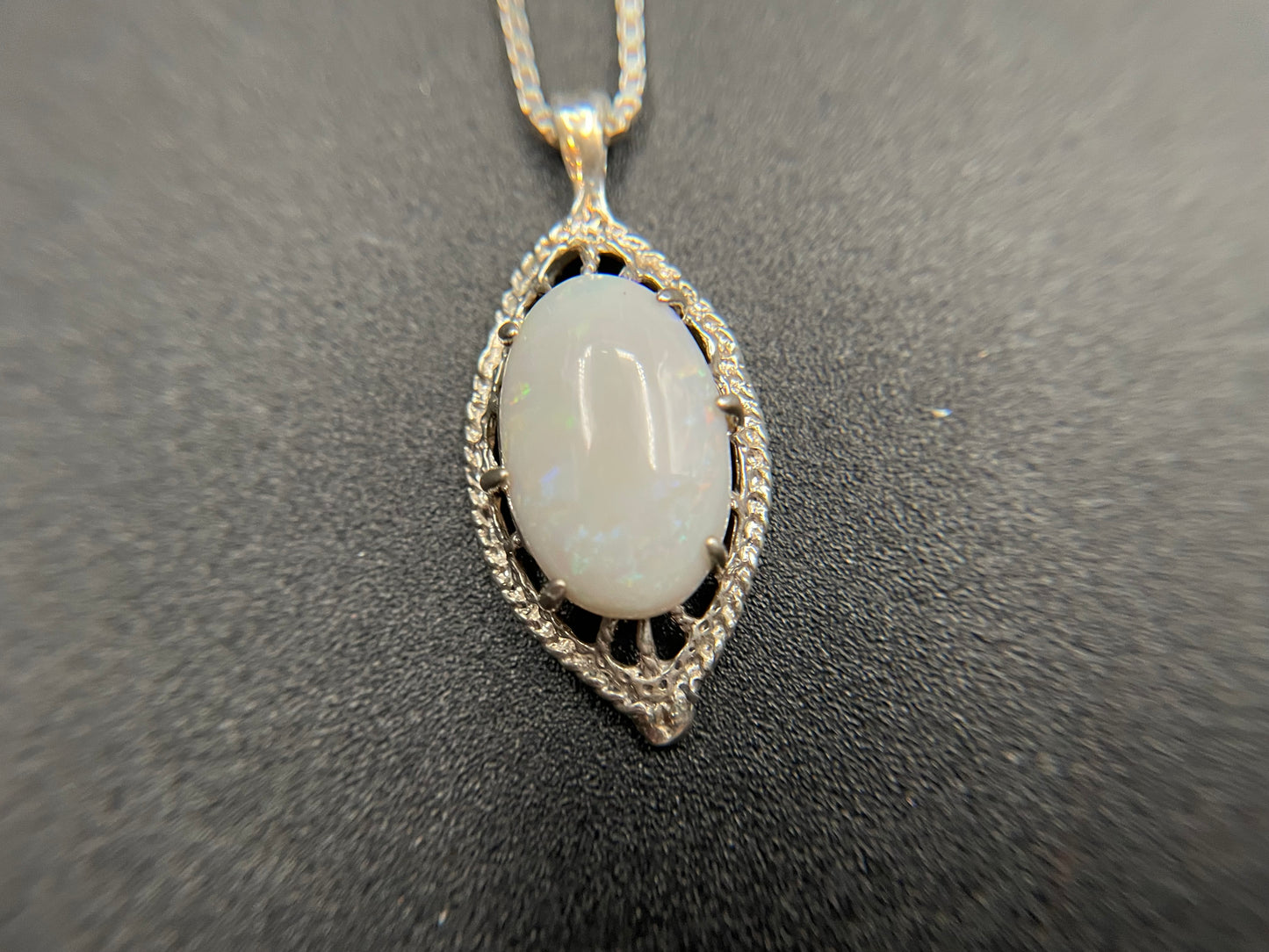 J23 Fire opal pendant