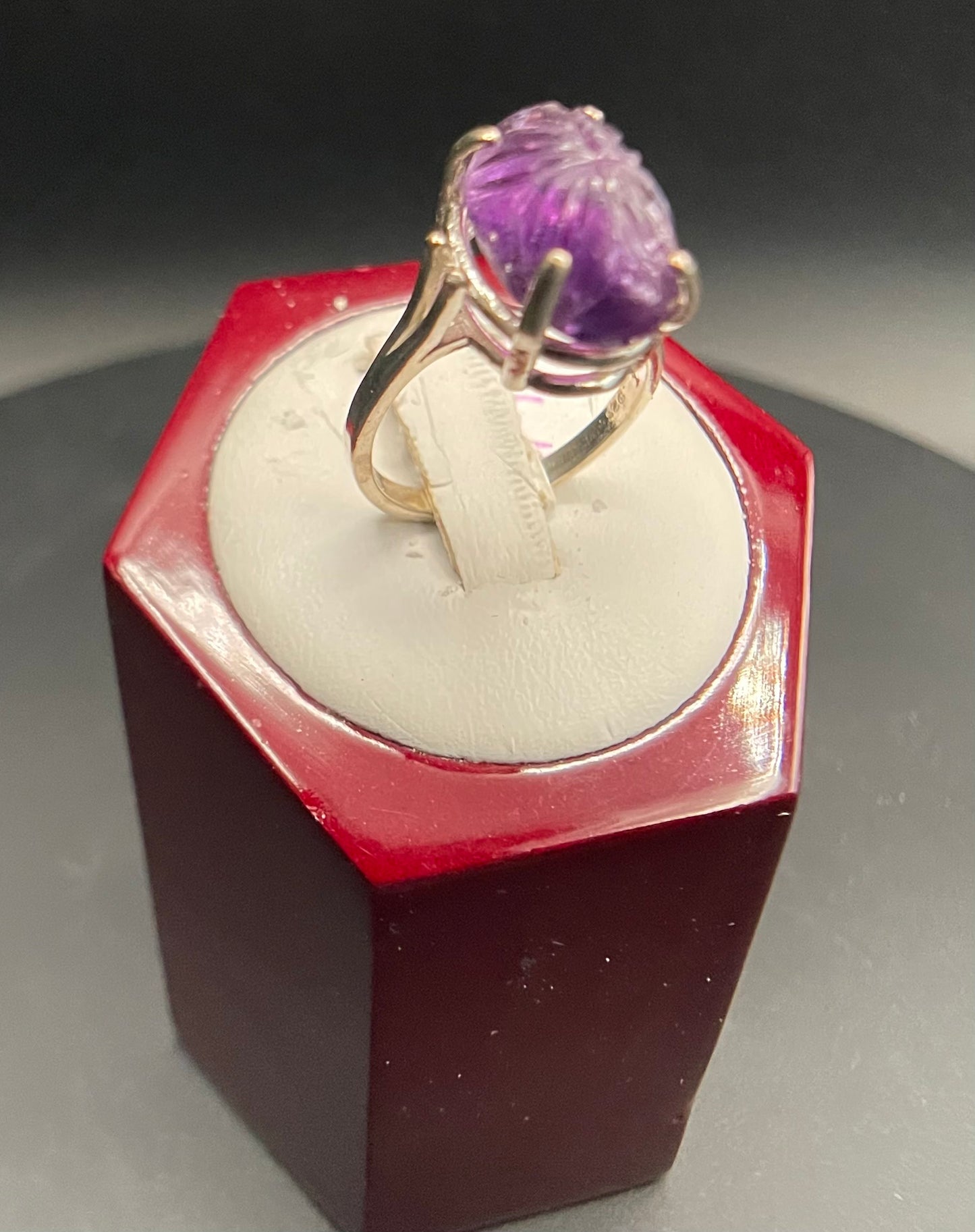 J3 Carved amethyst ring