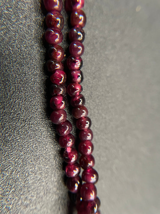 B12-Garnet Beads, 3mm