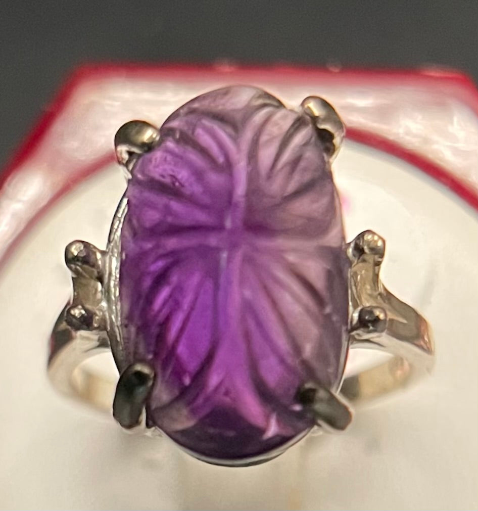 J3 Carved amethyst ring