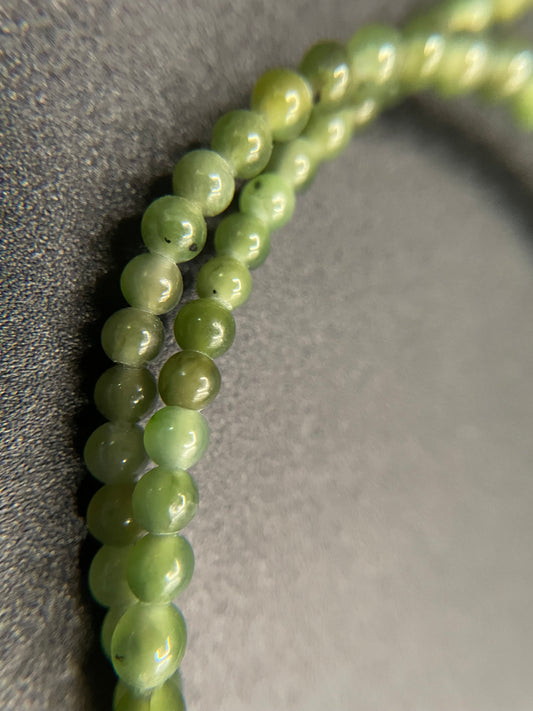 B19-Jade beads 4mm