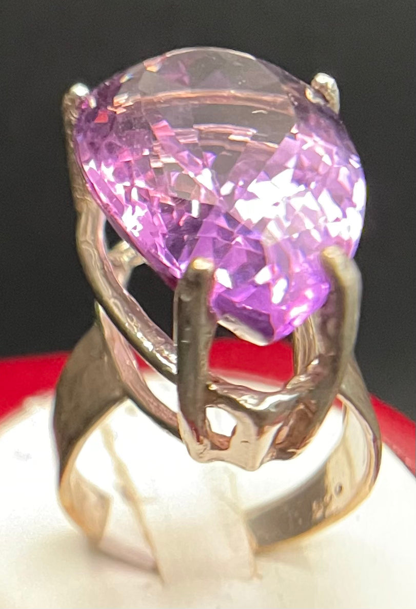 J2 Teardrop Faceted Amethyst Ring